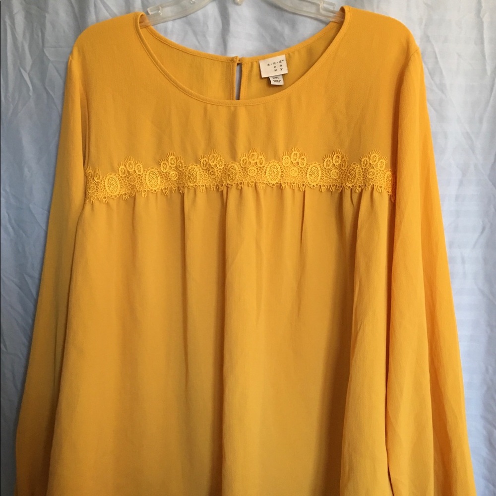 NWT a new day mustard blouse. Sz XXL